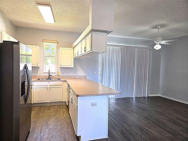 11641 59TH STREET N, Pinellas Park, FL 33782