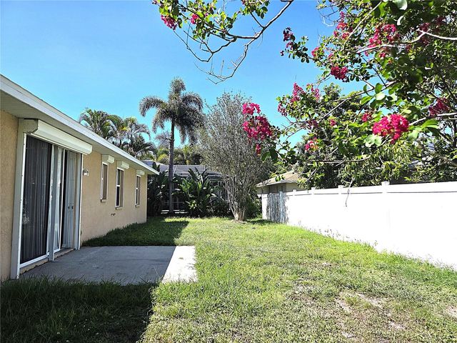 11641 59TH STREET N, Pinellas Park, FL 33782