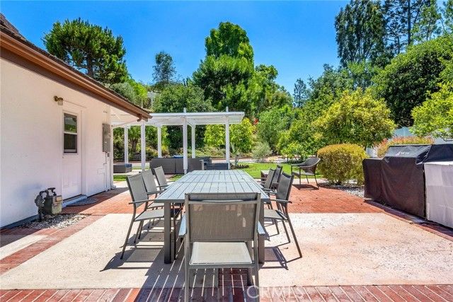 4 Bridlewood Circle, Rolling Hills Estates, CA 90274