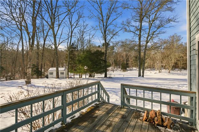 164 Stoney Hollow Road, Tiverton, RI 02878