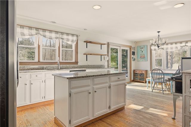 164 Stoney Hollow Road, Tiverton, RI 02878