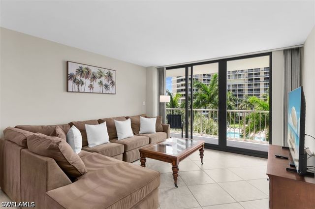 440 Seaview CT 409, Marco Island, FL 34145