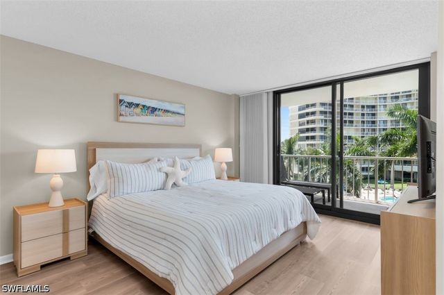440 Seaview CT 409, Marco Island, FL 34145