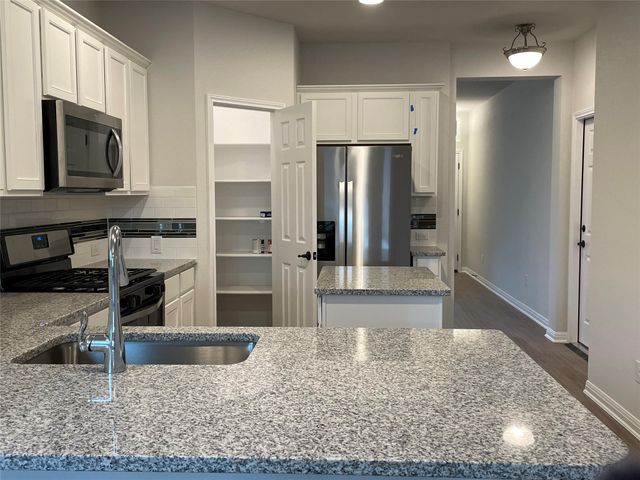 3908 Birdwatch LOOP 56, Pflugerville, TX 78660