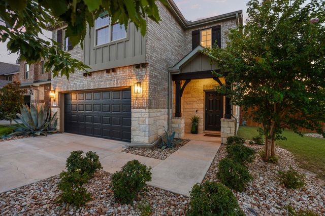 5300 Traviston DR, Austin, TX 78738