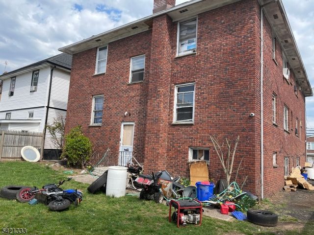 9 Bachman Pl, Irvington Twp., NJ 07111