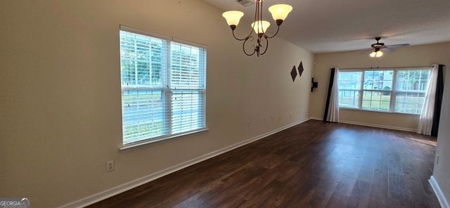 5472 Festival Av, Fairburn, GA 30213