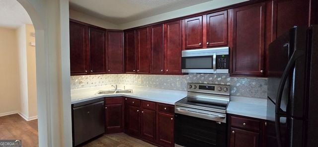 5472 Festival Av, Fairburn, GA 30213