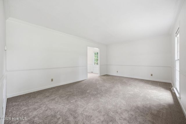 111 N Wedgewood Drive, Washington, NC 27889