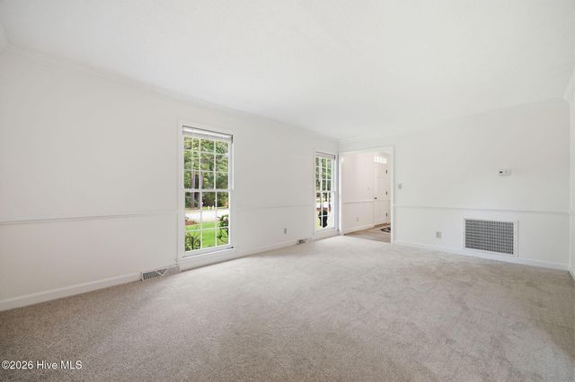 111 N Wedgewood Drive, Washington, NC 27889