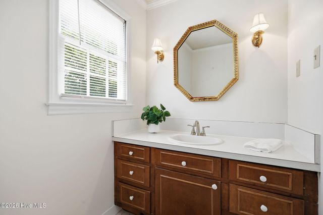 111 N Wedgewood Drive, Washington, NC 27889