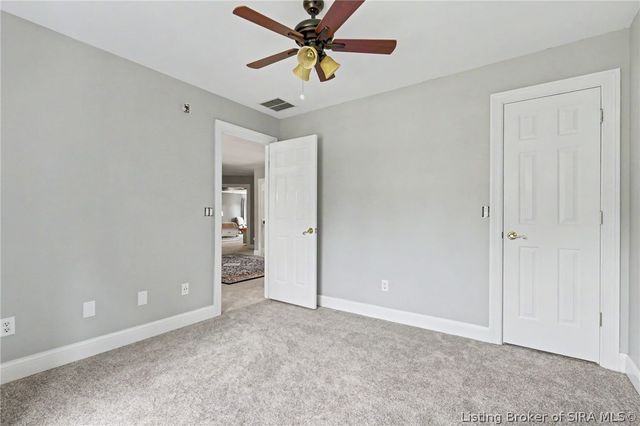 7714 Deer Run Road, Henryville, IN 47126