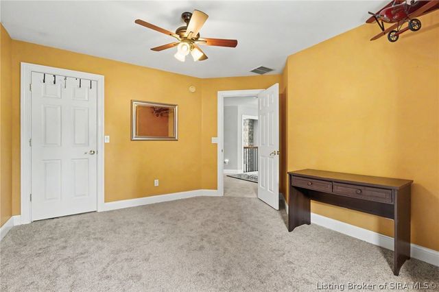 7714 Deer Run Road, Henryville, IN 47126