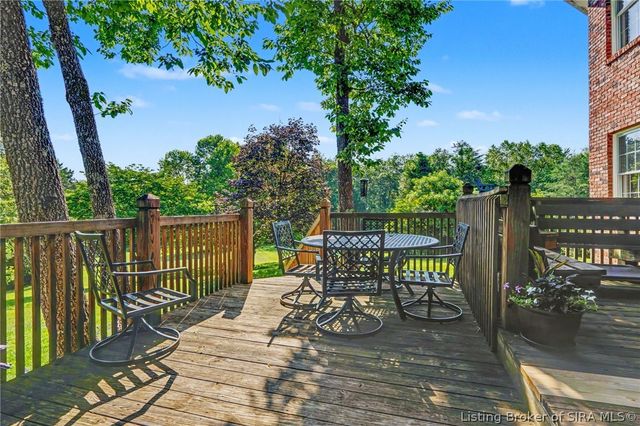 7714 Deer Run Road, Henryville, IN 47126