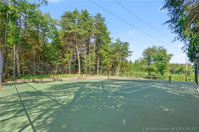 7714 Deer Run Road, Henryville, IN 47126