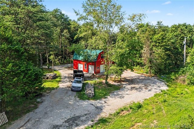 7714 Deer Run Road, Henryville, IN 47126