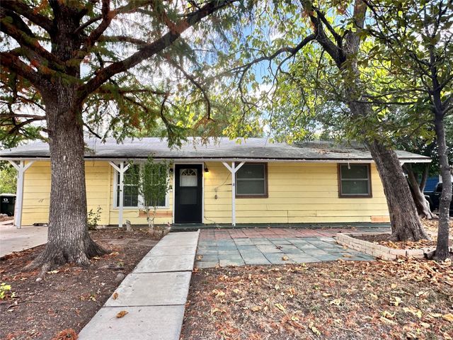 102 Lockwood ST, San Marcos, TX 78666
