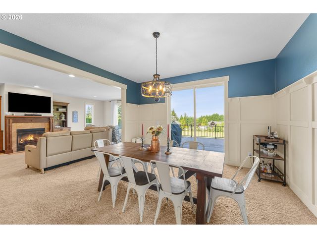 17908 S LAVINE Ln, Oregon City, OR 97045