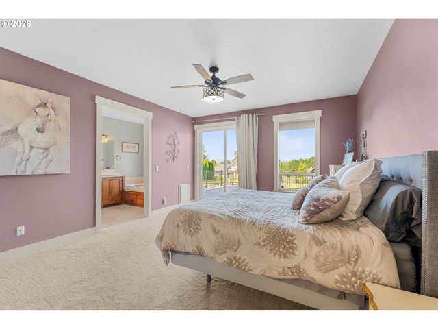17908 S LAVINE Ln, Oregon City, OR 97045