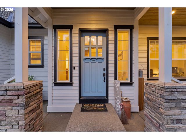 17908 S LAVINE Ln, Oregon City, OR 97045