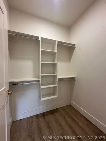 12195 Longboard Loop, Kingston, OK 73439