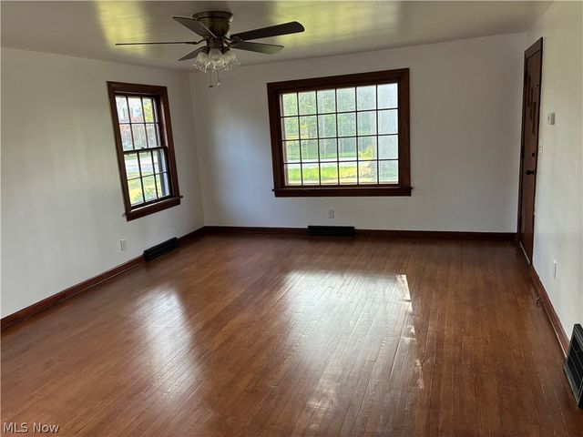 7382 Presley Avenue, Mentor, OH 44060