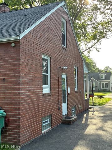 7382 Presley Avenue, Mentor, OH 44060