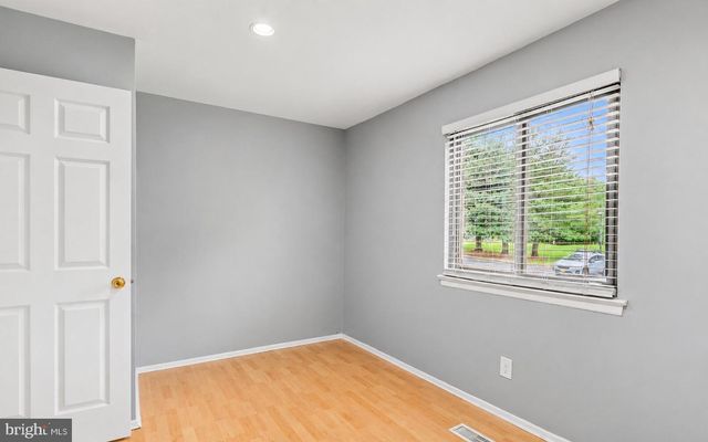 2305 EAGLE ROW, Marlton, NJ 08053