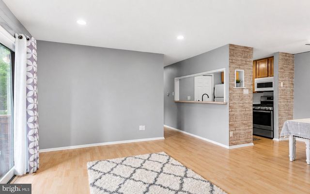 2305 EAGLE ROW, Marlton, NJ 08053