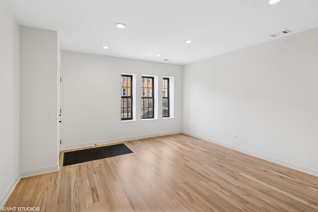 1246 S Fairfield Avenue, Chicago, IL 60608