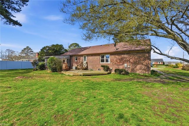 225 Sawyers Creek RD, Camden, NC 27921