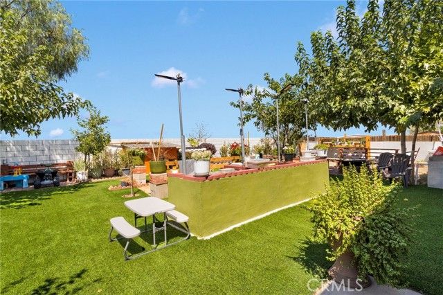 10654 Alton Place, Adelanto, CA 92301