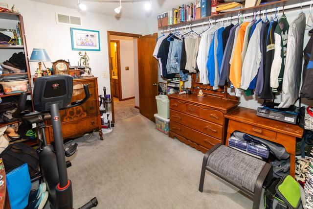 14914 McCutchan Road, Evansville, IN 47725