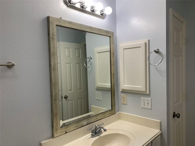 3115 Shady Ridge Trail, Sugar Land, TX 77498