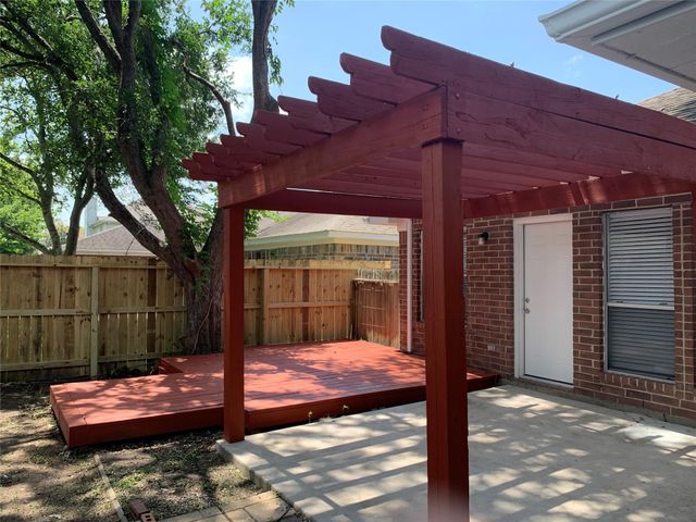 3115 Shady Ridge Trail, Sugar Land, TX 77498