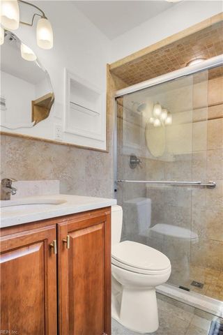 612 Railway Road RD, Yorktown, VA 23692