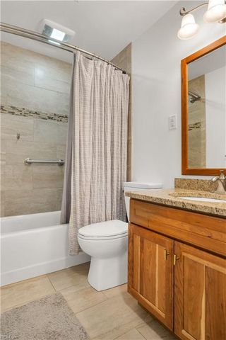 612 Railway Road RD, Yorktown, VA 23692