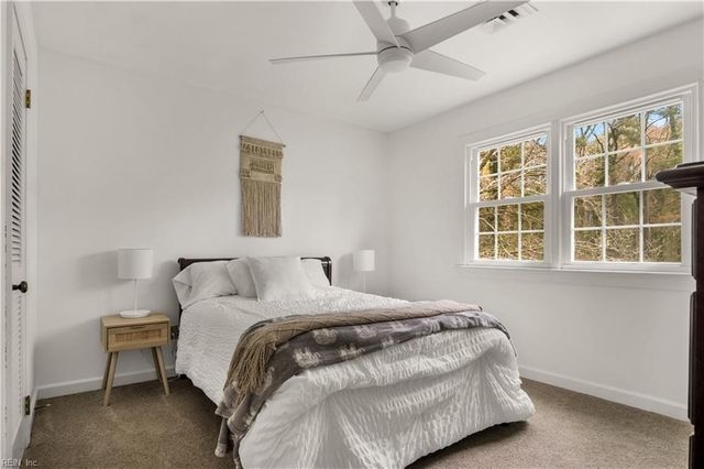 612 Railway Road RD, Yorktown, VA 23692