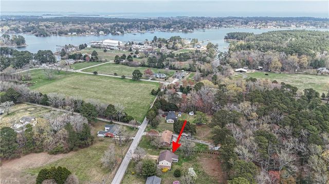 612 Railway Road RD, Yorktown, VA 23692