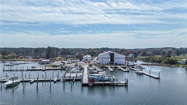 612 Railway Road RD, Yorktown, VA 23692