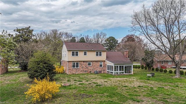 612 Railway Road RD, Yorktown, VA 23692