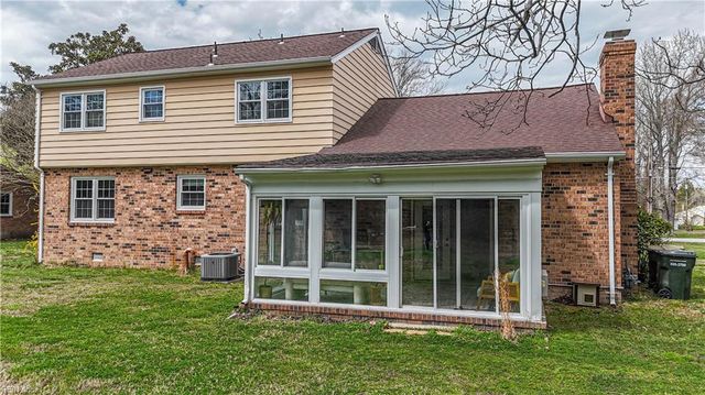 612 Railway Road RD, Yorktown, VA 23692