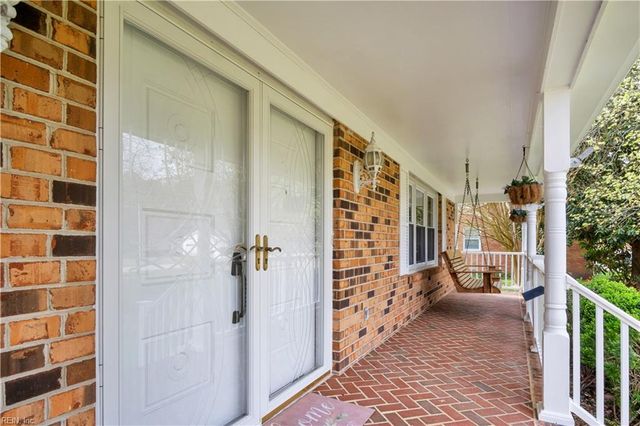 612 Railway Road RD, Yorktown, VA 23692