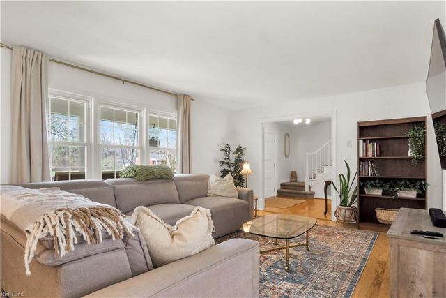 612 Railway Road RD, Yorktown, VA 23692