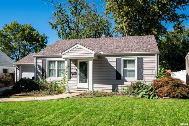 3601 N TWELVE OAKS Drive, Peoria, IL 61604