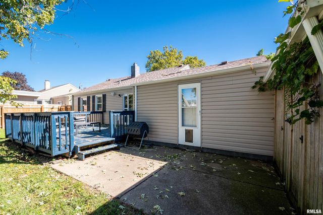 3601 N TWELVE OAKS Drive, Peoria, IL 61604