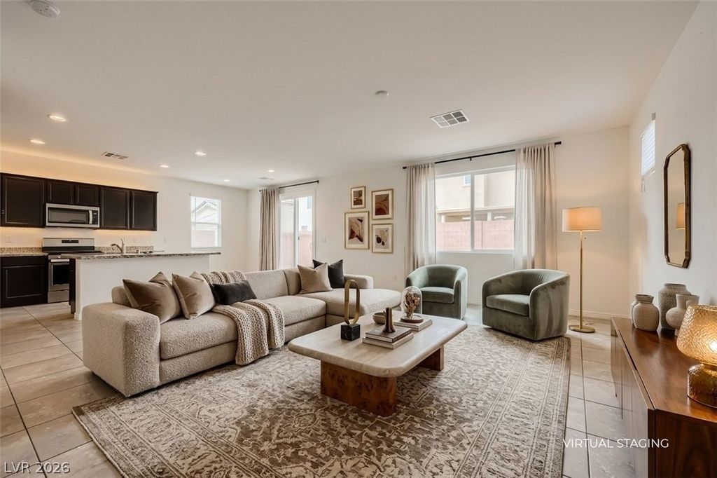 10533 Grey Adler Street, Las Vegas, NV 89179 — photo 4