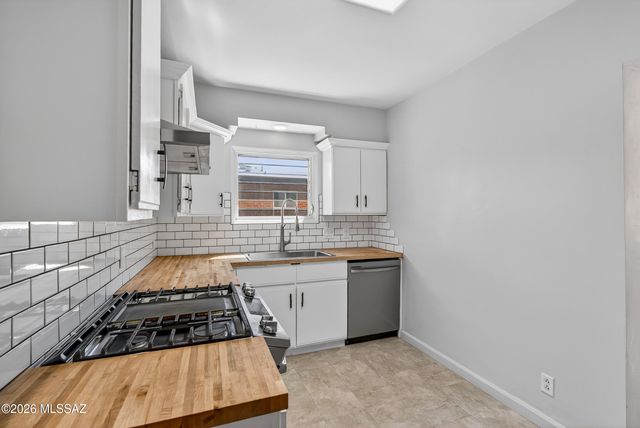 1412 E Spring Street, Tucson, AZ 85719