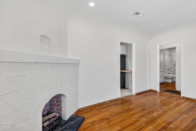 1412 E Spring Street, Tucson, AZ 85719