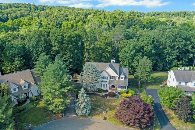 6 Anton Court, Stony Point, NY 10980